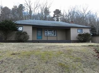 97 Brookfield Rd, Brimfield, MA 01010