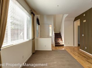 496 Montecito Dr, Brentwood, CA