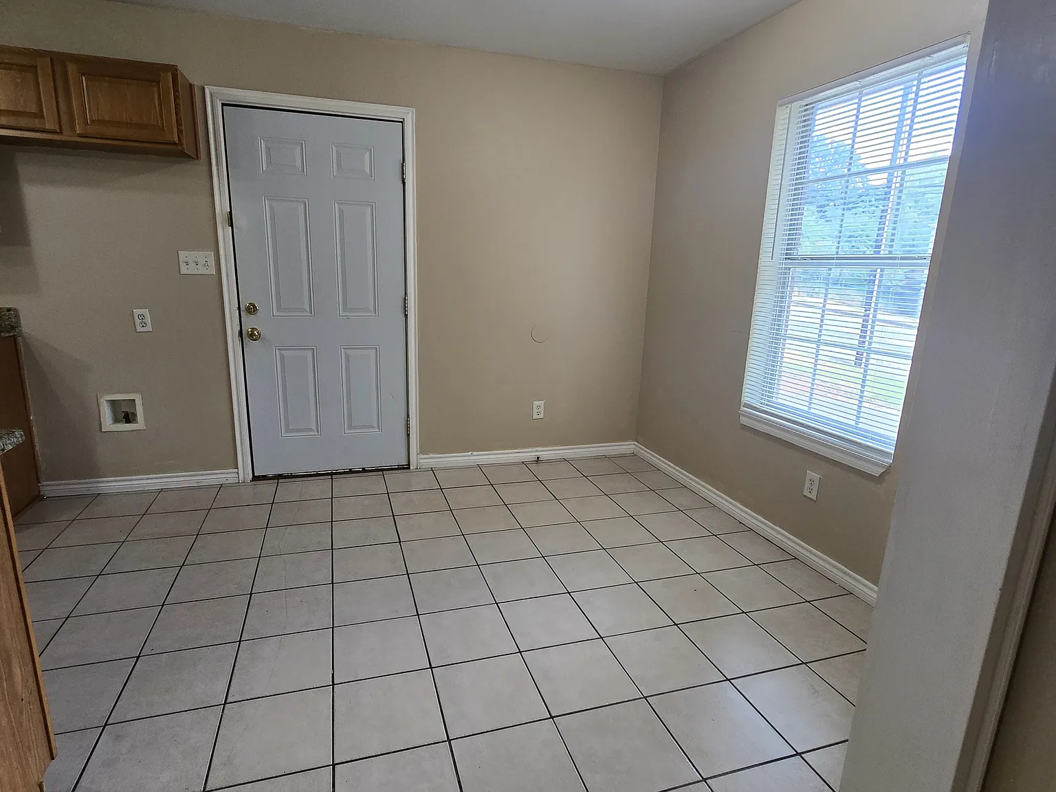 2800 McDonald - 1 — Photo 4