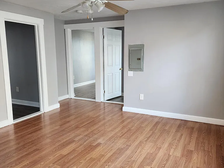16 Prescott St #1 — Photo 5