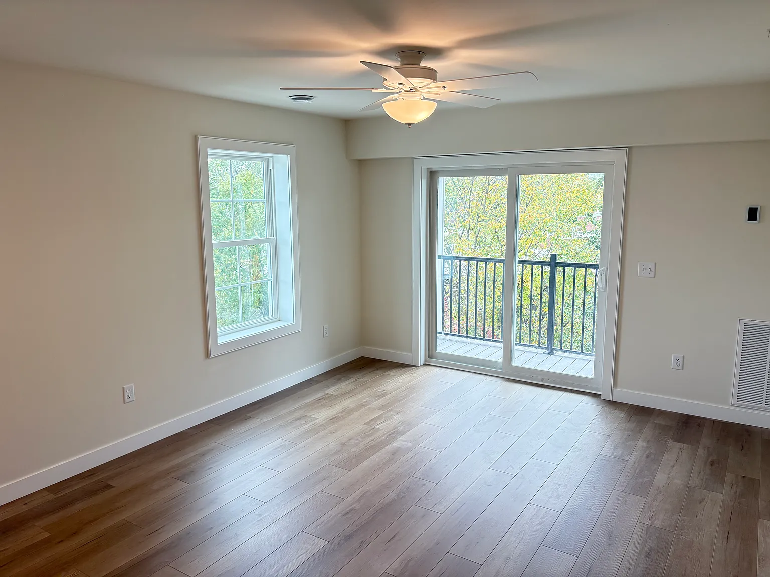 1 bed, 689 sqft, $1,850 — Photo 2