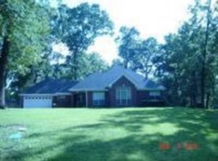 276 Allwright St, Gladewater, TX 75647