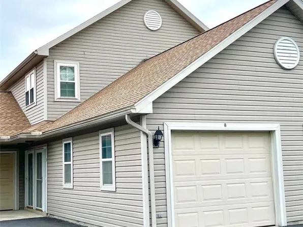 8 Cardinal Way, Fleetwood, PA 19522