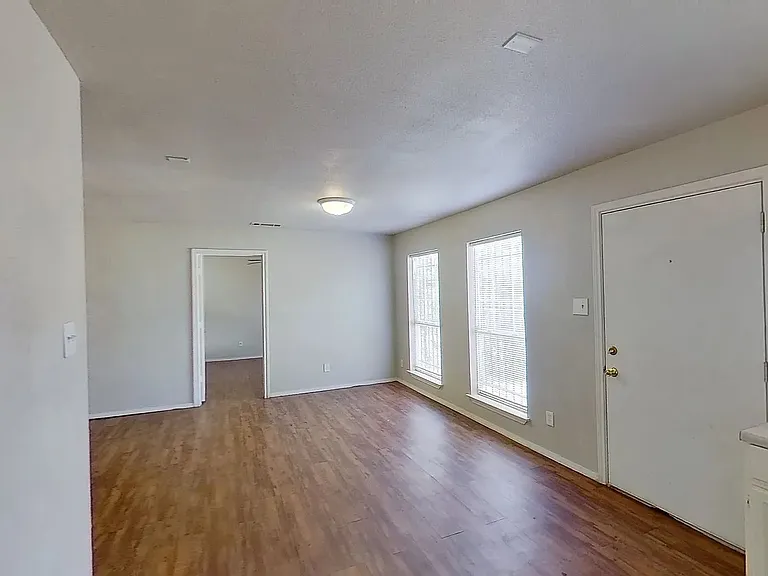 2703 Kool Ave — Photo 6