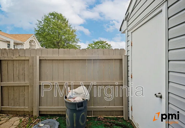 810 Gable Way — Photo 30