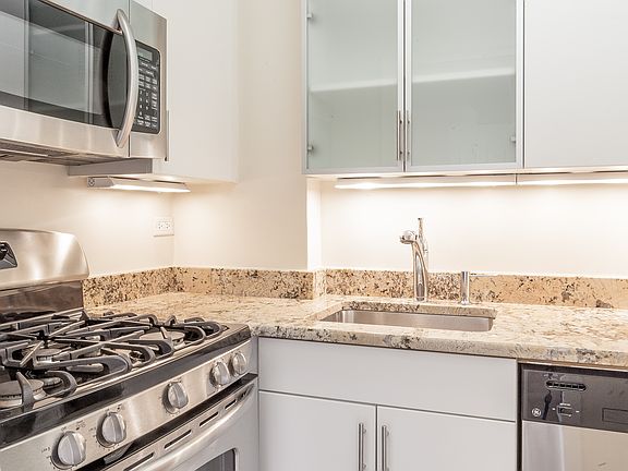 4th image of 55 W 14th St APT 17E