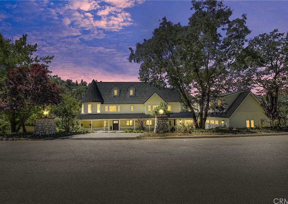 1st image of 28845 Winnepeg Dr