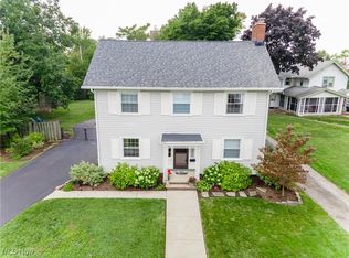 1642 Mars Ave, Lakewood, OH 44107