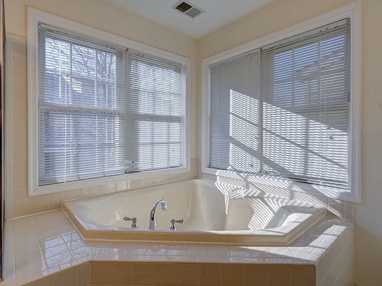 8827 Montjoy Pl — Photo 12