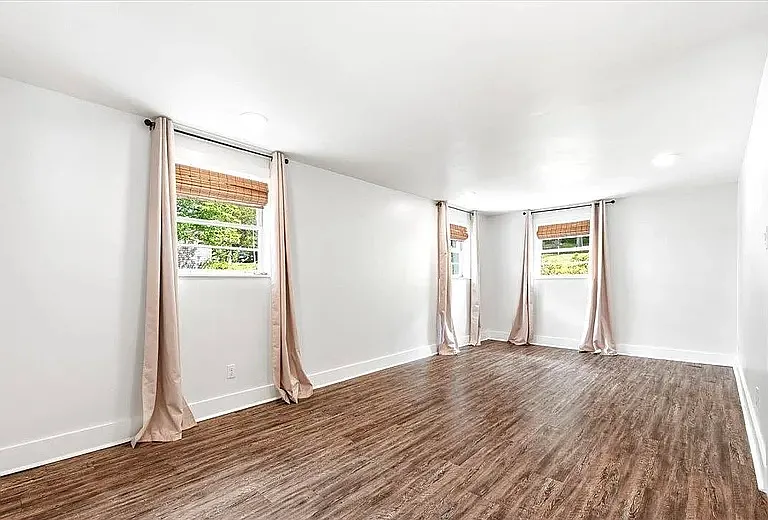 2806 Briarwood Dr SE — Photo 19
