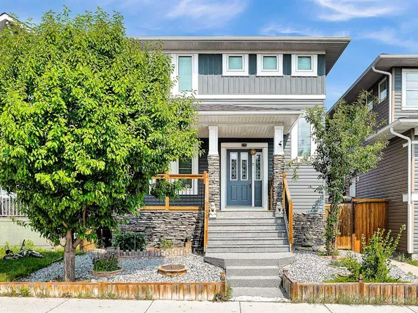 154 S Redstone Cmn NE, Calgary, AB T3N 0P6