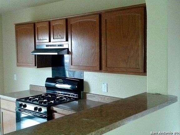 3rd image of 2626 Brighton Park