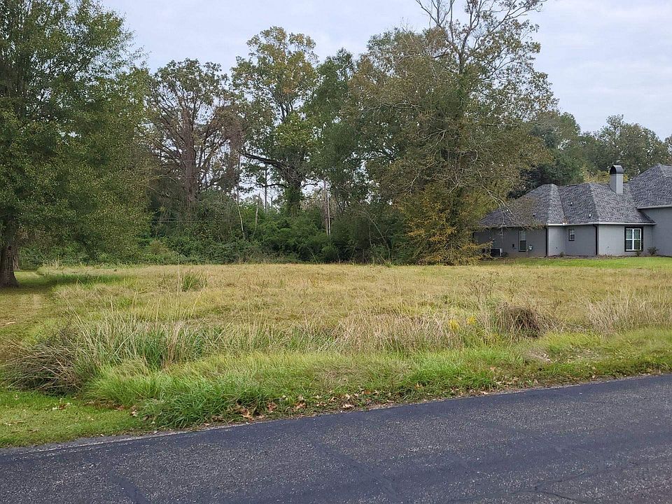 2nd image of 16835 E Coliseum Ave