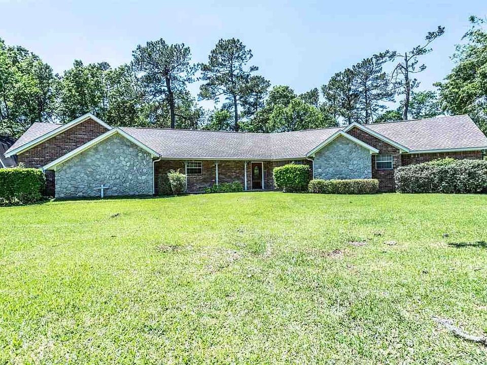 1st image of 2341 Huey Dr