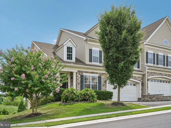 19 Westhampton Dr, Wilmington, DE 19808