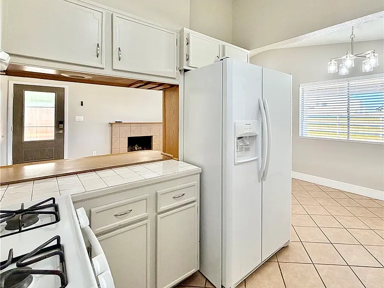 6144 Rosalita Ave — Photo 6