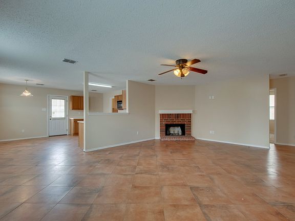 2nd image of 3833 Foxhound Ln