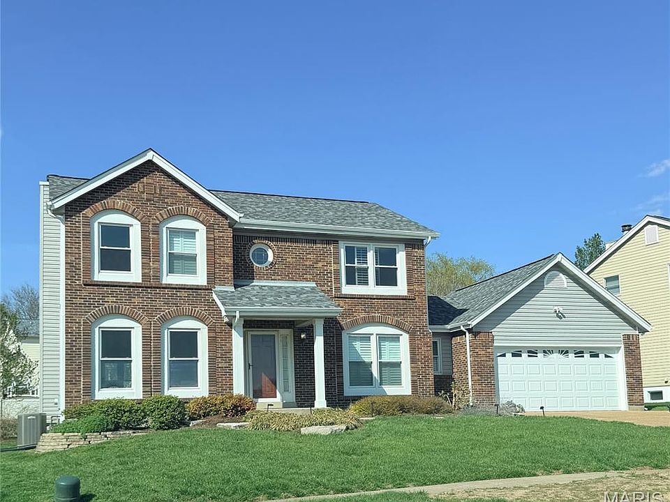 1st image of 2715 Storm Lake Dr