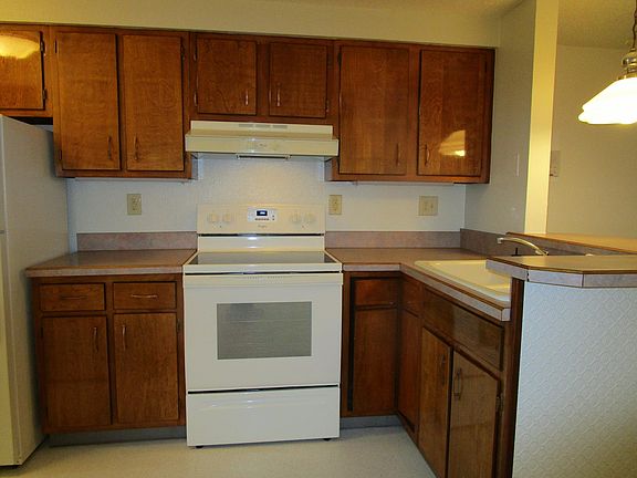 2nd image of 70 N Ogden St #106