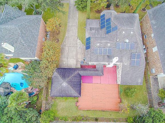 2nd image of 1906 Lakebend Dr