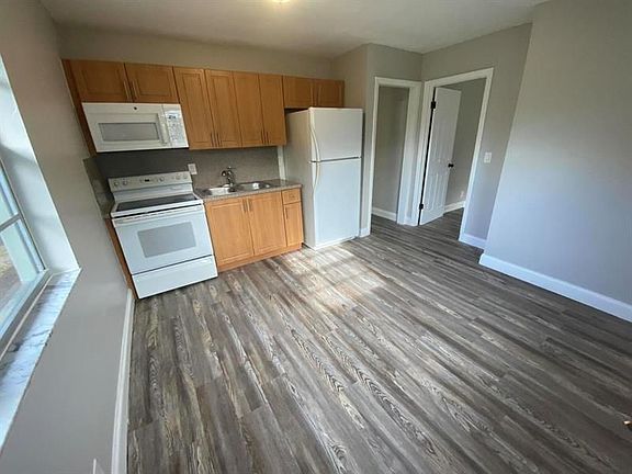 2nd image of 235 NW 10th Ave #237
