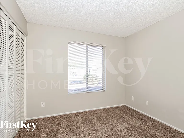 5031 W Windrose Dr — Photo 16