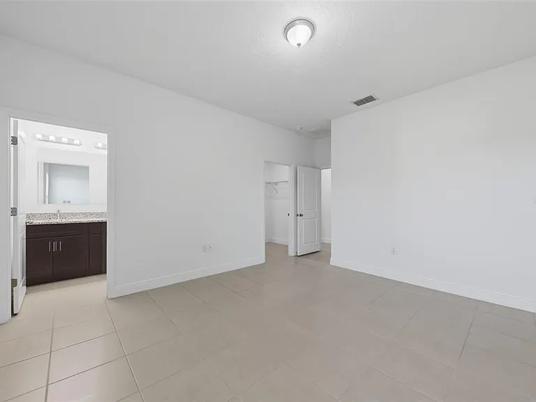 304 Begonia Ct — Photo 27