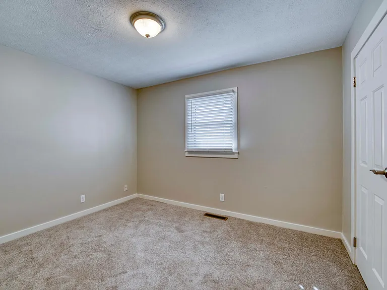 1356 E Rosebrier St — Photo 26