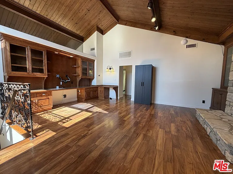 12841 Landale St — Photo 26