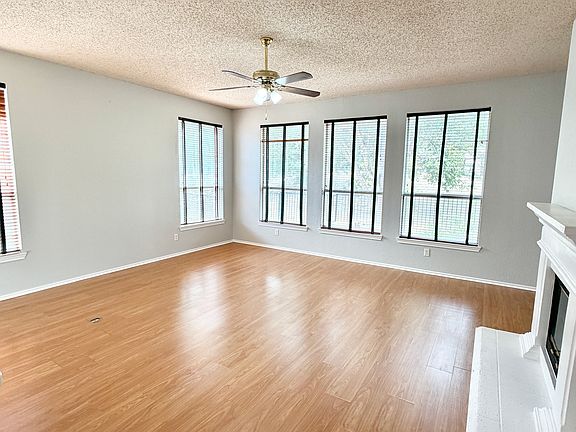 2nd image of 140 Fallkirk Dr
