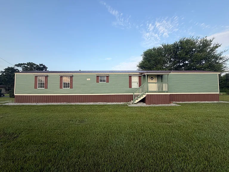 1188 Ches Broussard Rd — Photo 2