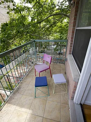 Rented by Level Group | media 13