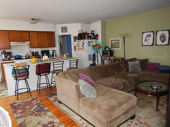 3rd image of 750 S Marshall St #2