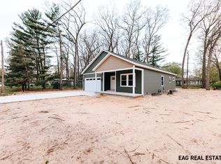1690 Petoskey Dr, Muskegon, MI 49445