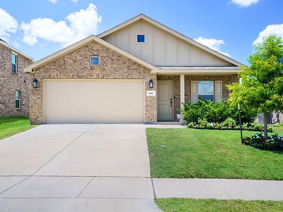 2nd image of 1657 Bluffview Dr