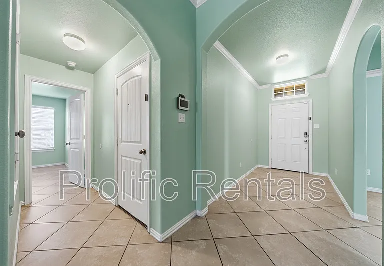 3410 Cottonpatch Dr — Photo 5