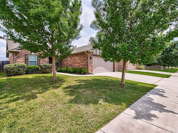 2nd image of 2507 Lerkim Cir