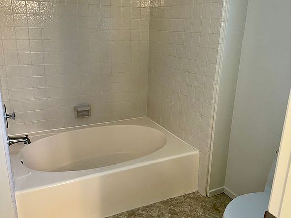 2nd image of 2259 Calaveras Dr