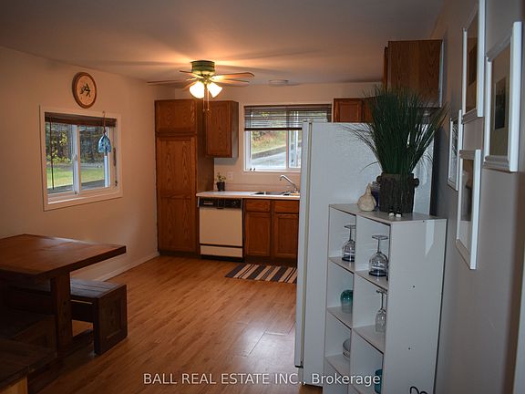 5th image of 86 Renwick Rd