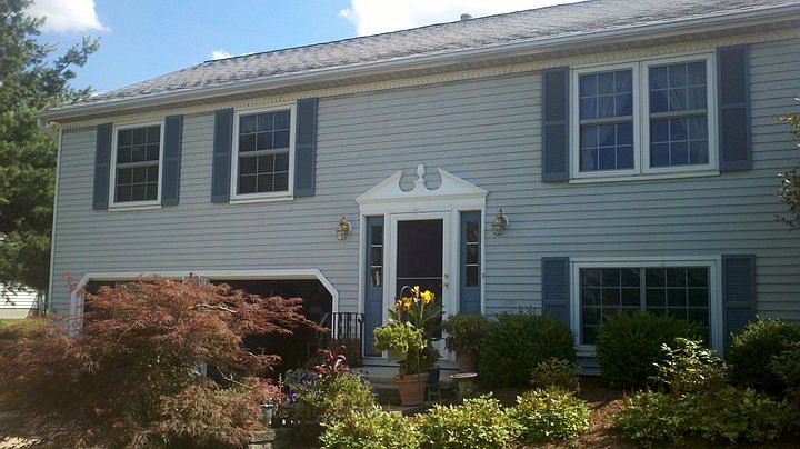 1st image of 10272 Belleau Dr