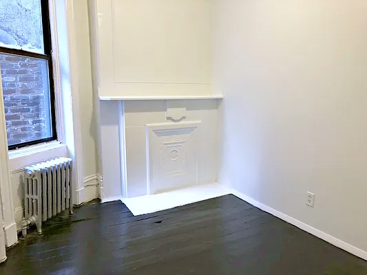 Rented by Metropolitan Equities | media 5