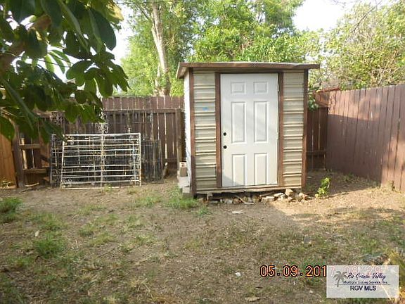 2nd image of 235 Laura Ln