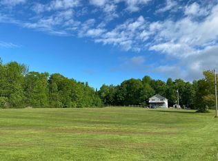 31 Smith Ln, Levant, ME 04456