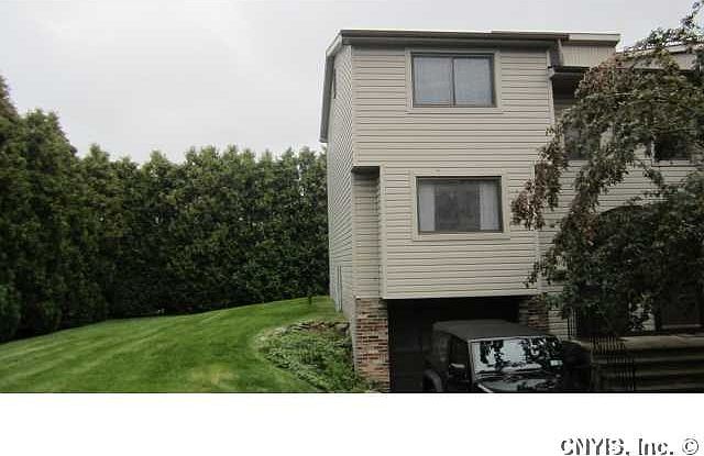 1st image of 307 Grenadier Dr