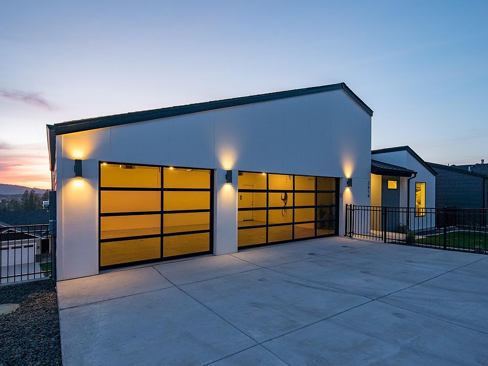 1st image of 2616 S Galway Ln