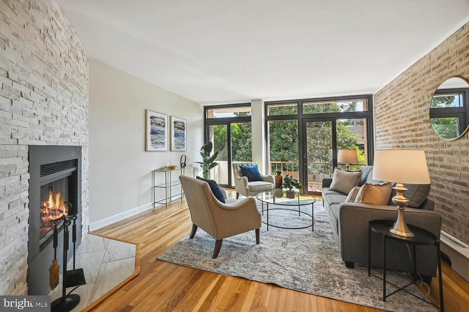 329 Sw #N photo 1