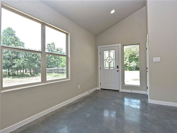 4th image of 329 W Keanahalululu Ln