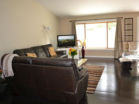 3rd image of 18214 146th Ave NE