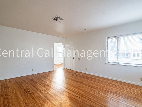 5th image of 500 Arvin St