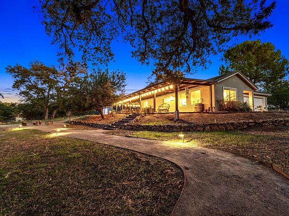 5th image of 25258 Black Canyon Rd